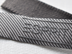 硅膠厚板燙標(biāo)生產(chǎn)用刻字膜就是這么簡單